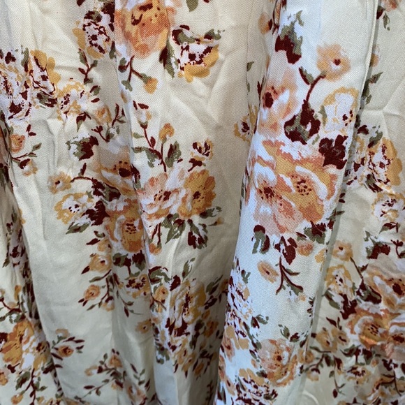 Purple Snow Crochet Floral Dress - Picture 3 of 6